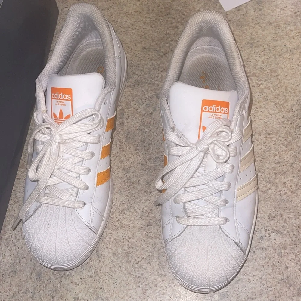 Mens Adidas superstar size 8